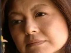 【ヘンリー塚本】妄想オナニーを息子に見られ、義母が暴走。亡き亭主の連れ子のマラに跨り逆レイプ「あんたの息子借りてるよ～」