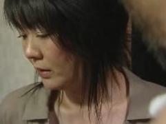 《円城ひとみ》欲求不満な熟女が部屋へ入り誘うのは息子。全裸になり「ハメさせてやる」と淫乱モードで母子相姦