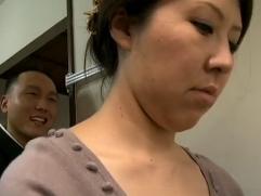 ＞「俺でよかったら何時でも相手になるで」義息に力尽くで犯される義母。そして忘れられなくなるこの快感、ただれた日常