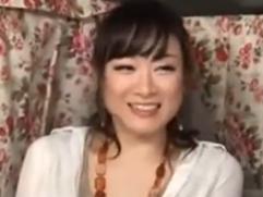 ＜熟女ナンパ＞セックスレスと語る4４歳の奥さん。乳首チェックから電マで絶頂させられた後にはホテルで激イキ中出しファック