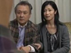 「私の口の中へ流し込んで頂きたいわ」「僕も飲みたいな、この人の精液なら」両刀使いの熟年夫婦が他人棒での乱交、発情ファック