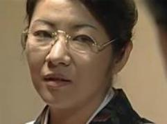 婿の寝室に入り欲しがる熟女義母。亡き娘を裏切ってのただれた性交
