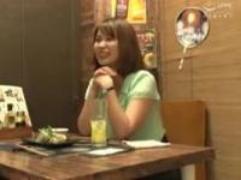 【居酒屋ナンパ】相席した綺麗な奥さんを持ち帰って生ハメ中出し膣内射精