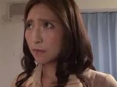 欲情した息子を拒み切れなかった熟女母。愛撫に感じて肉棒をフェラチオ。もう抑えきれない快感、淫乱、中出し、母子相姦