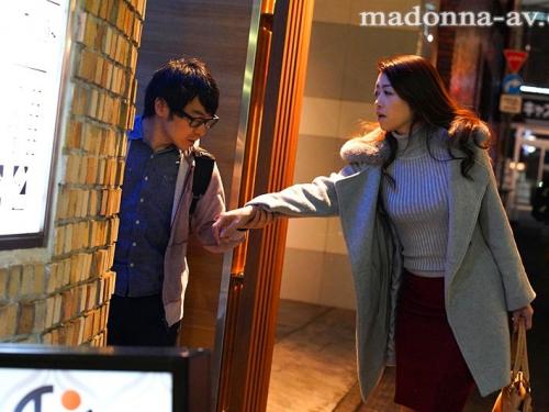 一緒にデートでもしようか？❤ 憧れの美熟女と念願のデート…夢の一時…今夜童貞を捨てる筆下ろし濃厚エロセックス！