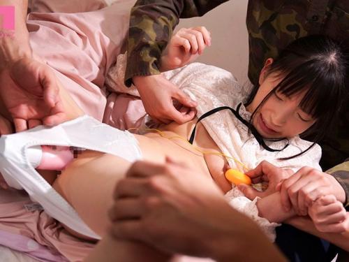 いつも助けてくれた幼馴染みお姉さんが犯され強姦レイプ凌辱セックスされているのを見てNTRクズ勃起！