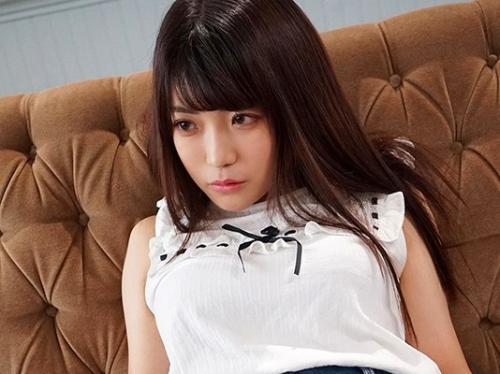 日本人にメッタにいないスリム巨乳おっぱいグラビア並みのスタイルエロボディが激突きセックススプラッシュ絶頂！