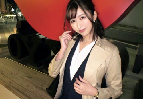 ＜貧乳＞極エロ細身卑猥ボディ★美人ウエディングプランナーさん♪清楚なのに絶倫なドビッチマンコで鬼ピス顔射交尾してしまう！
