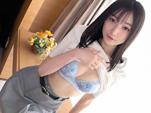 ＜素人×ハメ撮り＞色白超美スレンダー★美人アラサー受付嬢さん！1年チンポ入れてない痙攣マンコを巨根ピストンされてしまう！