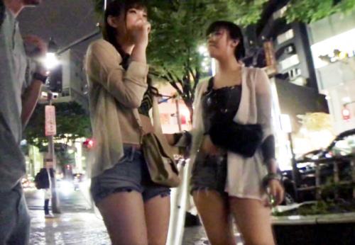 ＜ギャル×ナンパ＞スレンダー美ボディ★渋谷クラブGAL美女さん♪ チャラ男チンポと卑猥4P交尾でイキ狂ってしまう！