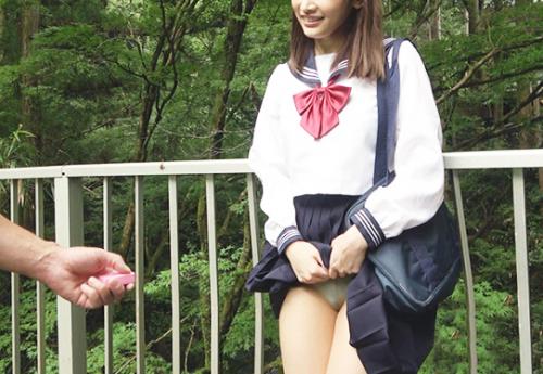 【熟女】巨乳デカ尻卑猥ボディ★JKコスの三十路ド変態妻さん(30)♪ リモバイ調教済み人妻マンコでイキ狂ってしまう！