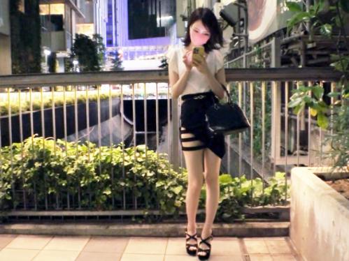 【ギャル×爆超絶美人】極細スレンダー淫尻★神スタイルのアラサー美女さん♪鬼フェラでギン勃ちの巨根に顔射交尾されてしまう！