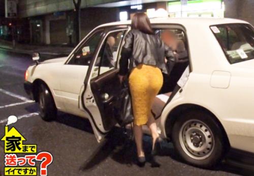 【人妻】170cm！高身長くびれ美尻ボディ★横浜のガールズバー店長さん(28)♪ 旦那不在の自宅で不倫交尾してしまう！