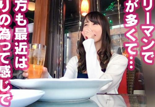 【人妻×中出し】極エロF神乳淫尻ボディ★六本木の清楚妻さん(28)♪ ビクビク痙攣する艶女マンコで生射交尾させてしまう！