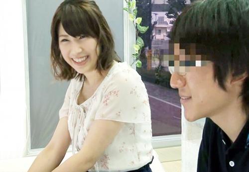 ＜MM号＞清純お嬢様系の巨乳女子大生さん♪ 初素股に挑戦してギン勃ちリア友チンポで清楚なマンコを鬼ピスされてしまう！