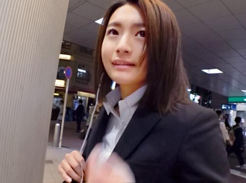 ＜就活JD×ナンパ＞美ボディ淫尻★体育大に通うリクスー女子大生さん♪ 即濡れ糸引きマンコを巨根ピストンされてしまう！