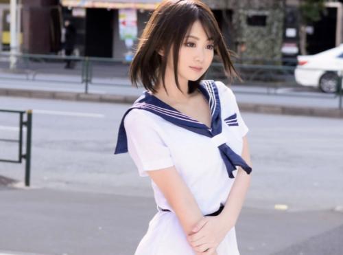 【レイヤー美少女×個撮】極エロ淫尻★黒髪清楚パンチラ美少女さん♪ビクビク痙攣する糸引きマンコを生ハメ鬼ピスされてしまう！
