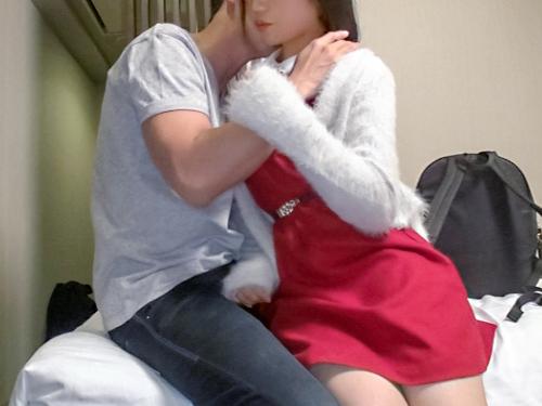 ＜素人×ナンパ＞童顔清楚ロリかわ娘★新宿西口の19歳美少女学生さん！超敏感な糸引きマンコを巨根ピストンされてしまう！