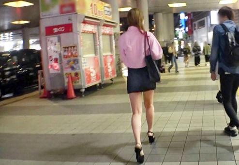 ＜ギャル＞美尻スレンダー極上ボディ★渋谷アパレル系GAL美女さん♪ 潮吹きマンコをナンパ師チンポで鬼ピスされてしまう！