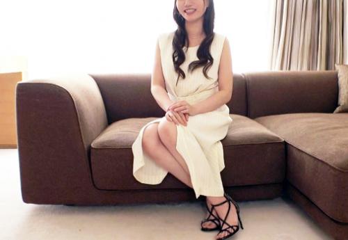 【熟女】極エロ猥尻ボディ★エレガントな三十路の美人妻さん(30)♪ 性欲溜め込んだ淑女マンコで卑猥な不倫交尾してしまう！
