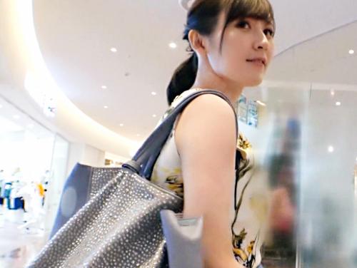 ＜巨乳美女×ナンパ＞超美スタイル★恵比寿のラウンジ勤務の花柄清楚ワンピ美女さん！即濡れ糸引き痙攣マンコを弄り倒される！