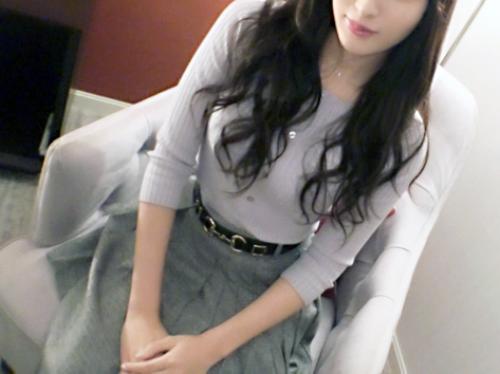 【素人×ハメ撮り】極エロくびれ淫尻★某オフィスビルの美人受付嬢さん♪ 卑猥汁溢れる痙攣マンコを巨根ピストンされてしまう！