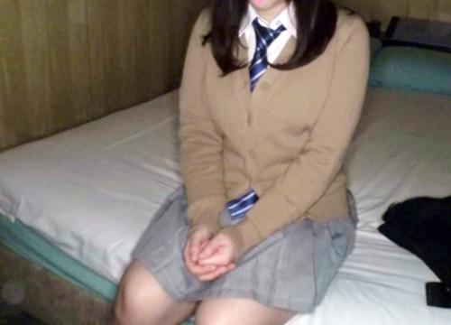 【巨乳JK×中出し】黒髪清楚セミロング★ミニスカ制服JKパパ活娘さん♪ 卑猥汁溢れる未開発マンコで生姦交尾してしまう！