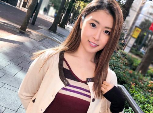 【素人×ナンパ】極エロくびれ淫尻★池袋のスレンダー美人ネイリストさん♪ 喉奥フェラに鬼勃起の巨根でハメ倒されしてしまう！