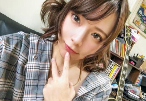【ギャル×個撮】激カワ美乳ボディ★アパレル系GAL美少女さん♪ 淫汁ダダ漏れマンコで変態彼氏にハメ撮り交尾させてしまう！