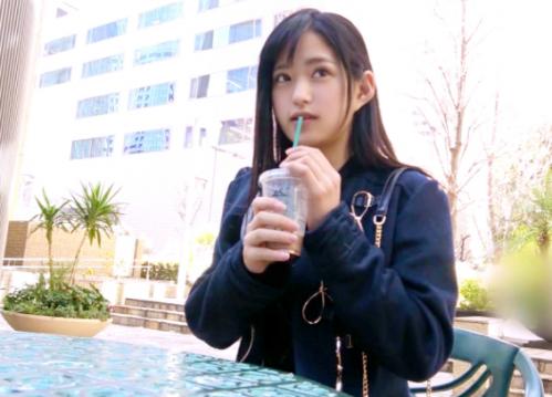 【素人】細身くびれ貧乳★黒髪清楚ロング美少女専門学生さん♪ 即濡れ糸引きマンコを極太チンポでハメ倒されてしまう！