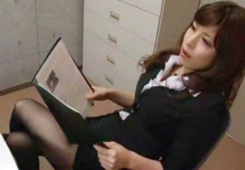 ＜奴隷＞高飛車なインテリ美人教師さん♪ 弱みを握られた教え子に清楚なマンコを恥辱調教されてしまう！