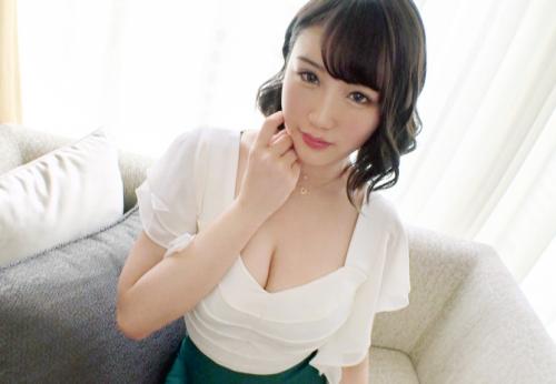 ＜巨乳＞極上G神乳猥尻ボディ★新大久保の美人エステ嬢さん♪ 手マンで潮吹く早漏マンコを巨根ピストンされてしまう！