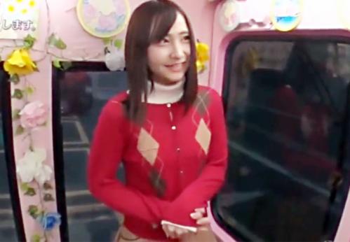 ＜MM便＞有名私立に通うインテリ女子大生さん♪ 敏感クリの清楚な高学歴マンコを鬼ピスされてしまう！