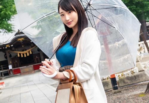 ＜人妻＞極エロGカップ淫ボディ★アラサー子持ち専業主婦さん(29)♪ 母乳滴らせて巨根と不倫ハメ撮り交尾してしまう！