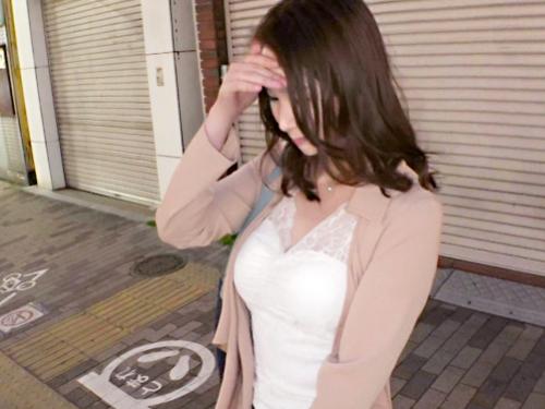 ＜巨乳熟女×ナンパ＞三十路エロ淫尻★品川の30歳アパレル美人妻さん！潮吹き痙攣する人妻性欲マンコをハメ倒されてしまう！