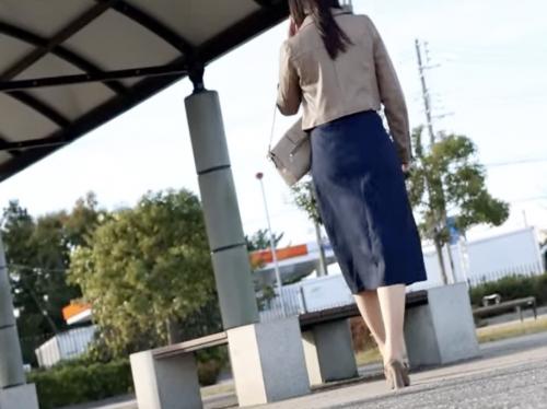 【人妻×ハメ撮り】極エロ色白猥尻★お上品なアラサー専業主婦さん(26)♪ 性欲溜め込む淑女マンコをハメ倒されてしまう！