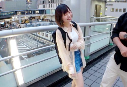 【ナンパ】黒髪清楚ボブ貧乳★渋谷の激カワ現役女子大生さん♪ 3P経験ありの潮吹きマンコを巨根ピストンさせてしまう！