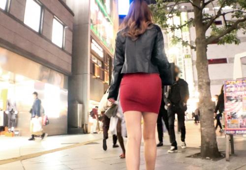 【ギャル】極エロ巨尻ボディ★錦糸町ラウンジ嬢GAL美女さん♪ナンパ師の巨根に跨り杭打ちピストンでガクブル絶頂してしまう！