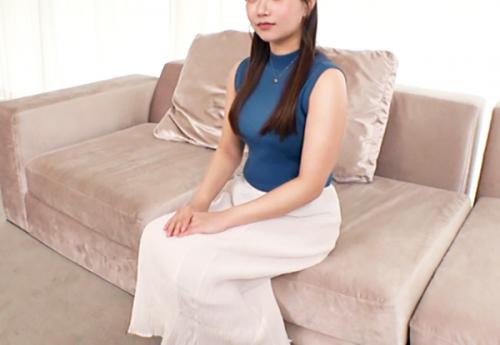 ＜人妻＞旦那の薦めで撮影にやって来た現役保育士奥様(28)♪ 清楚な美マンコを高速ピス顔射されててしまう！