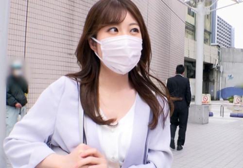 【ナンパ】極細スレンダー美白ボディ★保険会社のアラサー美人OLさん(27)♪ 敏感清楚マンコを巨根ピストンされてしまう！