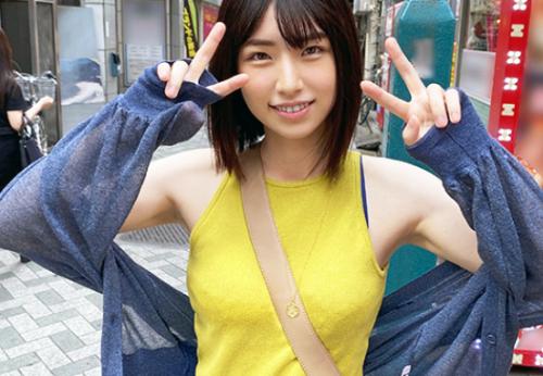 【素人カップル】スレンダー美尻ボディ★黒髪ショートボブ美少女さん♪Mっ気満載の敏感マンコでイチャラブ顔射交尾してしまう！
