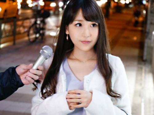 【人妻×中出し】極上くびれ淫尻★三宿のお上品なアラサー専業主婦さん♪ 旦那のいない自宅で中出し3P交尾してしまう！