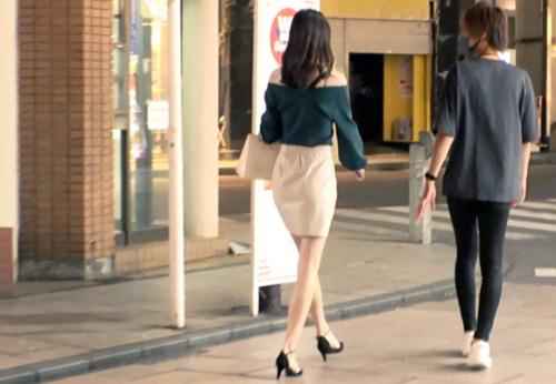 ＜貧乳＞173cm高身長スレンダー神ボディ★横浜のカフェ店員美女さん♪ 敏感マンコをナンパ師チンポで鬼ピスされてしまう！