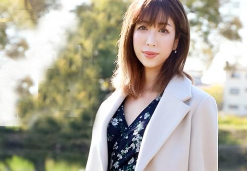 ＜熟女＞エレガントな三十路の専業主婦さん(32)♪ SEXレスで性欲溜め込む淑女マンコで濃厚ハメ撮り不倫交尾してしまう！