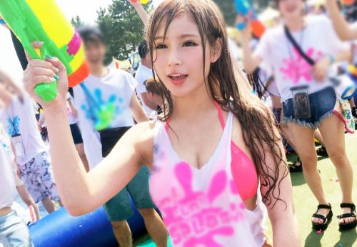 ＜ギャル＞細身スレンダー美乳★野外フェスで出会ったGAL美女さん♪ 敏感マンコをナンパ師チンポで激ピスされてしまう！