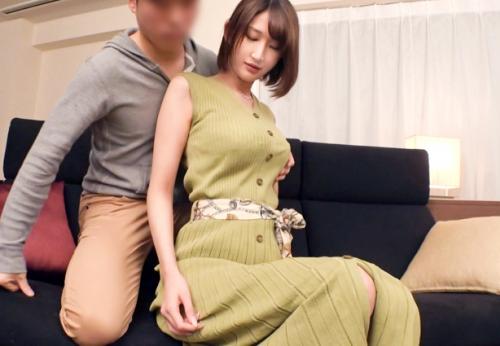 ＜巨乳＞身長175cm★高身長スレンダーな小顔Gカップ美女さん♪ ご奉仕フェラしたギン勃ちチンポで激ピス性交してしまう！
