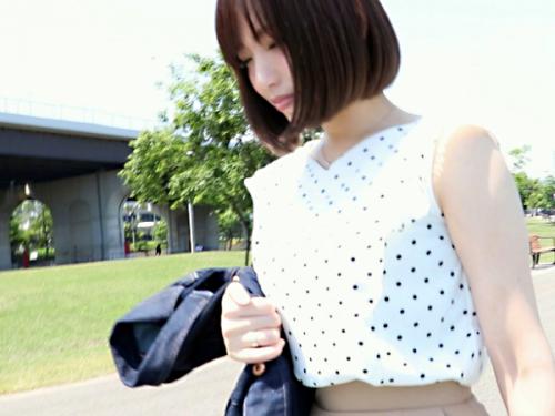 ＜巨乳人妻×ハメ撮り＞極エロ猥尻★横浜のショートボブ美人アラサー専業主婦さん！性欲持て余す人妻マンコをハメ倒される！