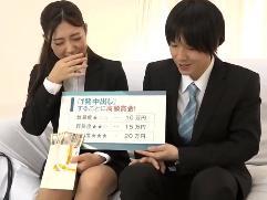 ＜素人ナンパ＞会社の同僚同士、スーツ姿の男女を謝礼で釣っての中出し企画。裸体を露わに善がる姿をモニタリング