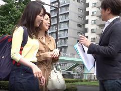 母娘ナンパ。謝礼に釣られた40代の母と20歳に満たない凄い事に。最後には同じチンポをハメられての激イキ中出しセックス