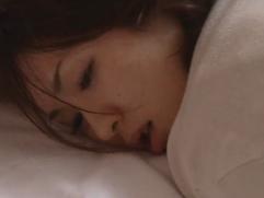 ＜瀬名涼子＞催眠スプレーで眠らされ犯される不運な女。意識がないまま裸体を露わにマラをねじ込まれての強制セックス